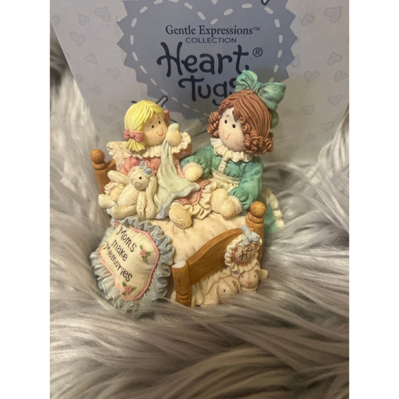 Heart Tugs San Francisco LOVE MAKES THE WORLD (moms make memories ) - Picture 4 of 5